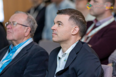 20260129_MAPI_Hold_Larus-595