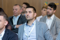 20260129_MAPI_Hold_Larus-618