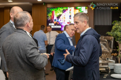 20260129_MAPI_Hold_Larus-653