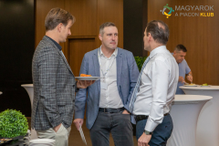 20260129_MAPI_Hold_Larus-655