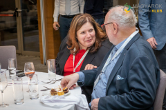 20260129_MAPI_Hold_Larus-659