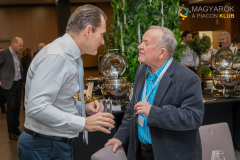 20260129_MAPI_Hold_Larus-672