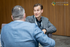 20260129_MAPI_Hold_Larus-695