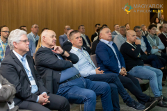 20260129_MAPI_Hold_Larus-701