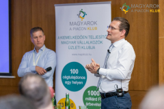 20260129_MAPI_Hold_Larus-733