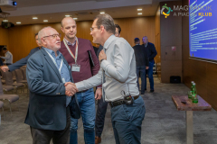 20260129_MAPI_Hold_Larus-743